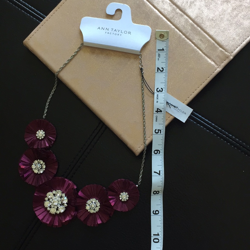 Bold silky wine floral necklace silvertone cz - Picture 2 of 4